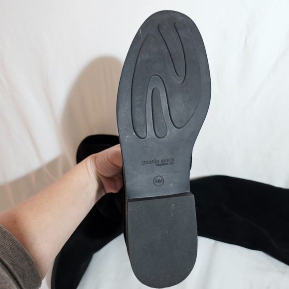 EUC Gentle Souls by Kenneth Cole Women's Emma Black Knee-High Boot Size 10M - Picture 6 of 7